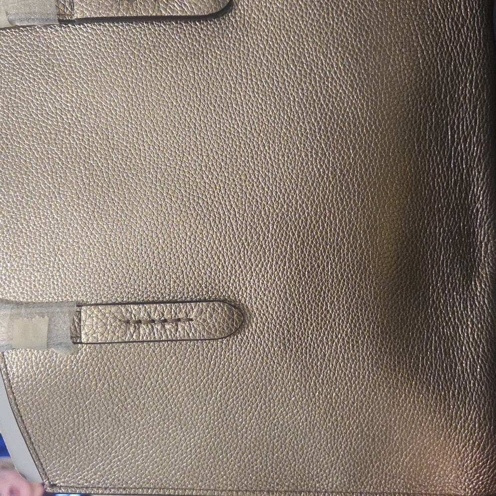 Coach Metallic Gold Satchel and Wallet Set Orig Price For Bag 350 Wallet 100 - Picture 5 of 7